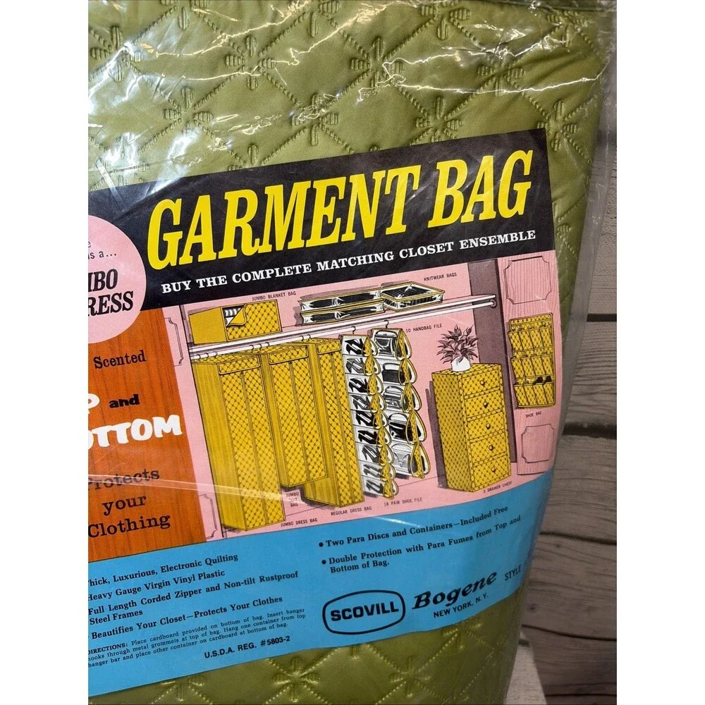 Vtg 1970s NIP Jumbo Dress Quilted Hanging Garment Bag Green Moth Protector